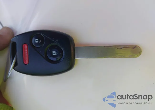 2HKYF18406H552799: 44088936