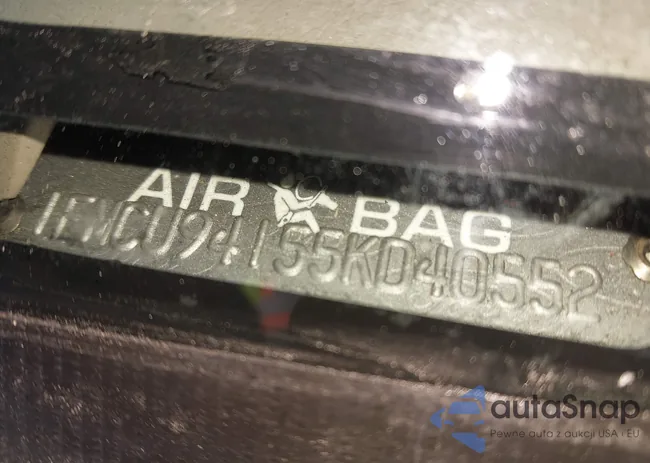 1FMCU94155KD40552: 44088948