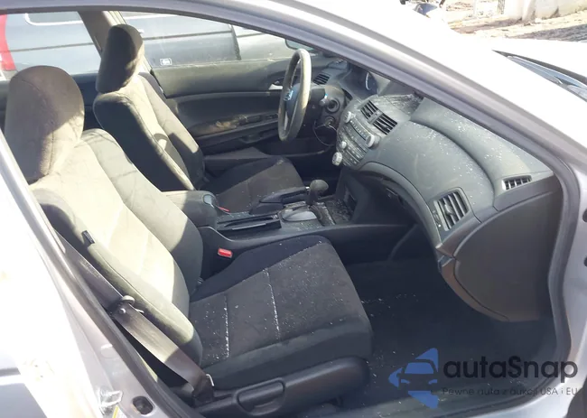 1HGCP26319A090192: 44088975