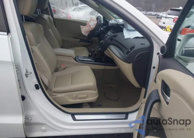 5J8TB3H37JL014924: 44089068