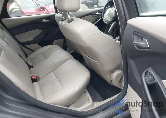 1FAHP3H25CL319635: 44089075