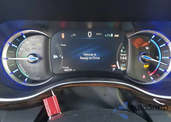 2C4RC1N76PR584608: 44089141