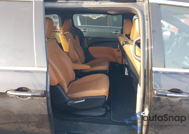 2C4RC1N76PR584608: 44089141