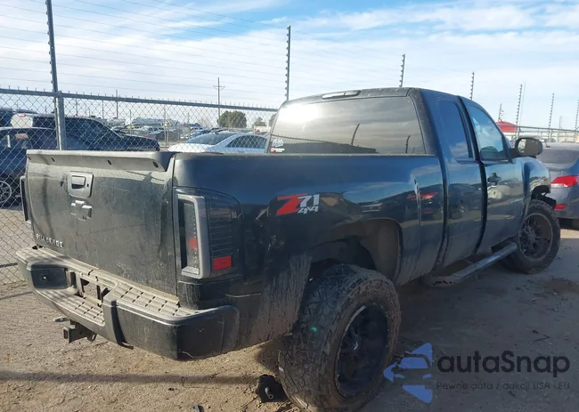 2GCEK13M581134751: 44088238