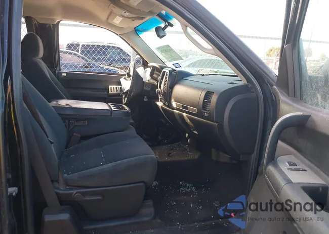 2GCEK13M581134751: 44088238