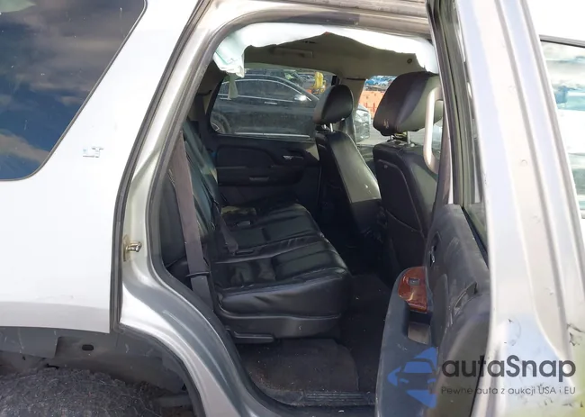 1GNSKBE00CR194687: 44088257