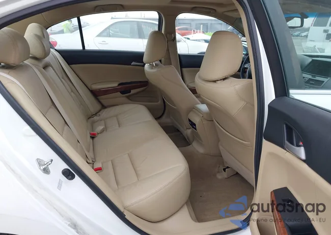 1HGCP3F80BA024238: 44088342