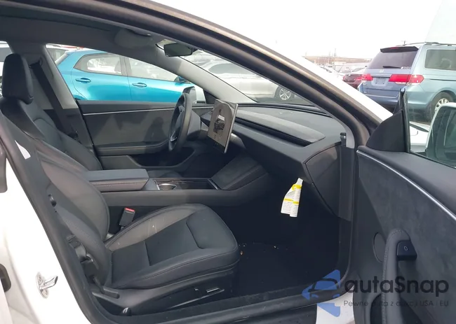 5YJ3E1EB6SF918760: 44088379