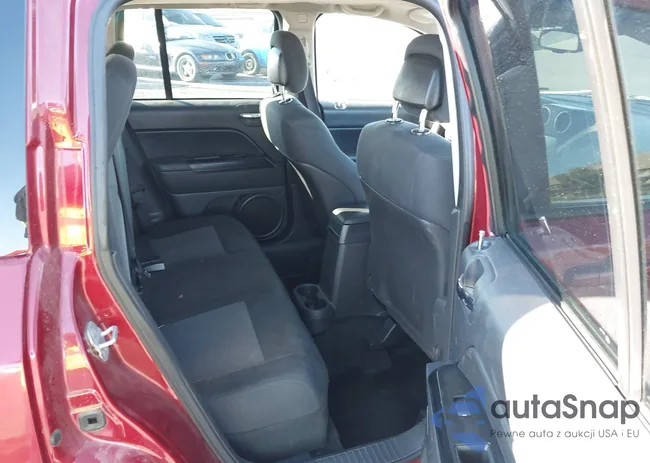 1C4NJDEB0CD650366: 44088438