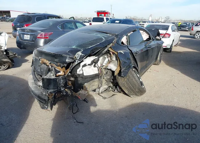 5YJSA1E67PF512231: 44088463