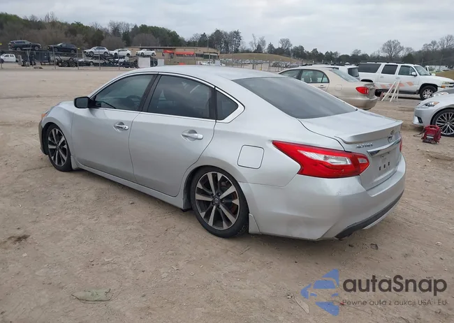 1N4AL3AP2GC173929: 44089572