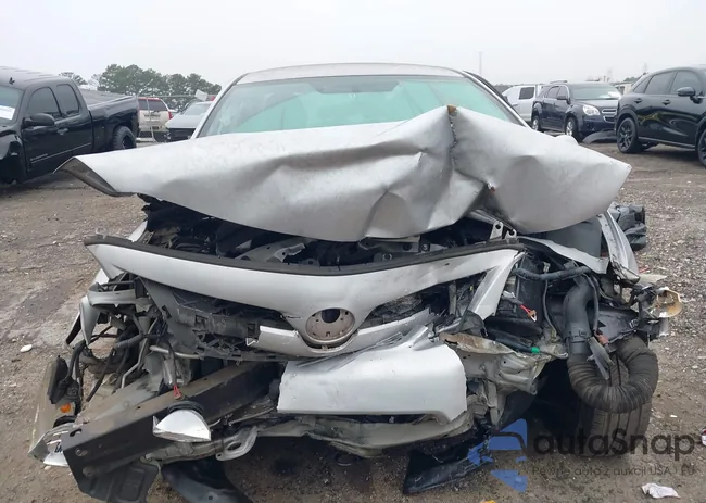 2T1BU4EE0CC763302: 44089573