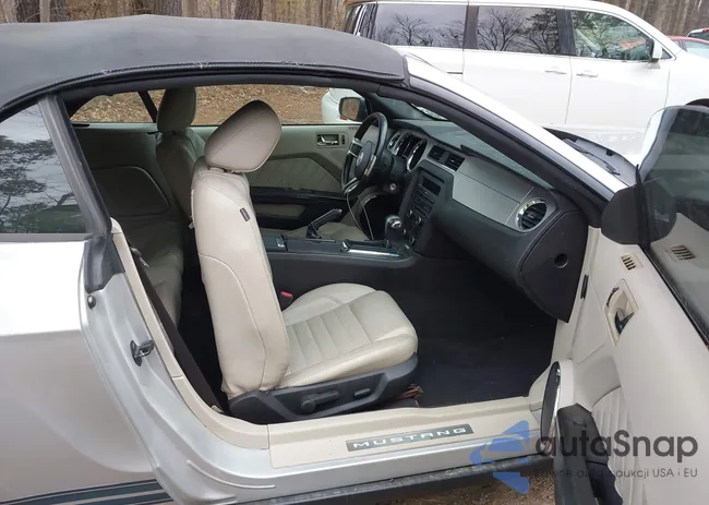 1ZVBP8EN3A5140634: 44089582