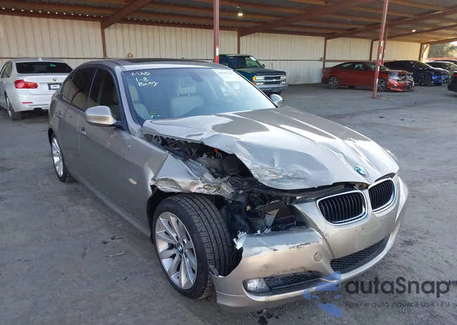 WBAPH5C51BA446549: 44089701