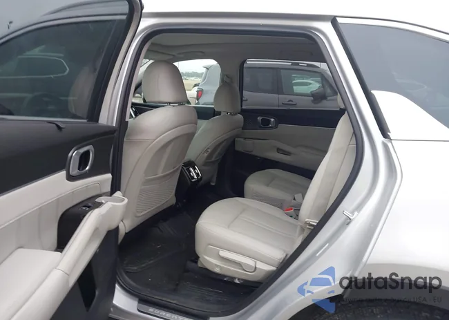 KNDRMDLH6R5247446: 44089724