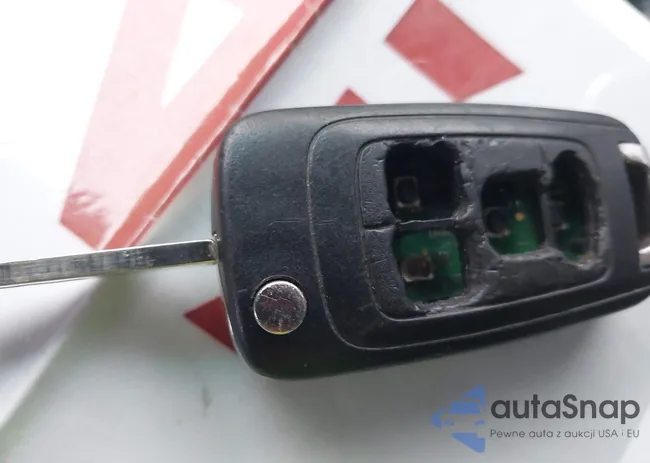 1G1PC5SB7E7166539: 44089769