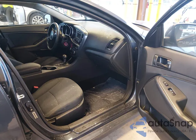 KNAGM4A74F5591996: 44089865