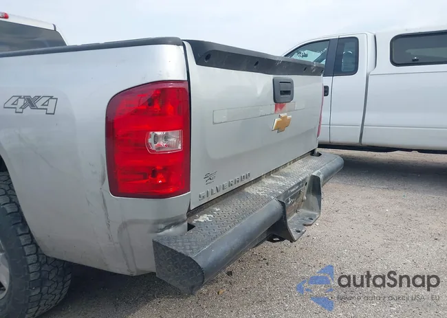 1GCNKPEX8CZ104122: 44089875