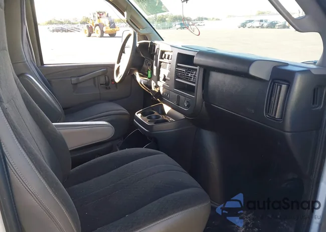 1GTW7AFG5L1206686: 44089939