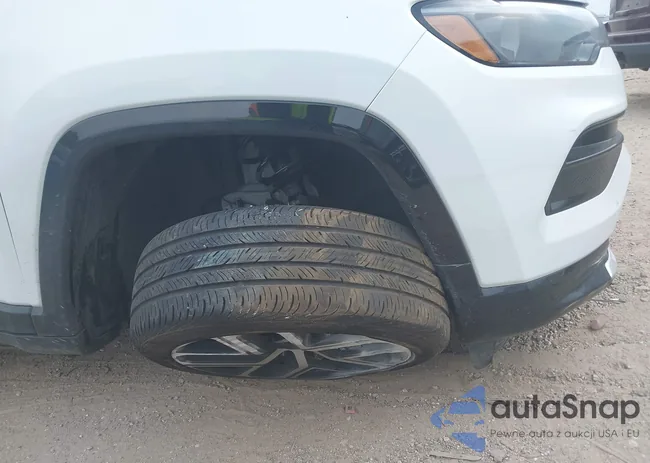 3C4NJDCN4ST614962: 44089943