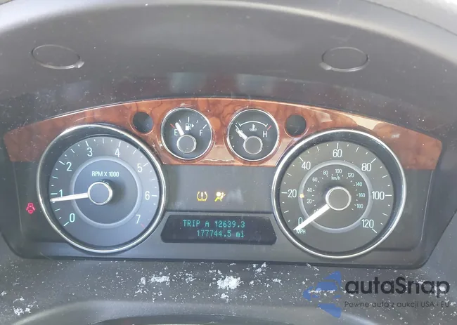 2FMHK6DC9BBD13081: 44090044