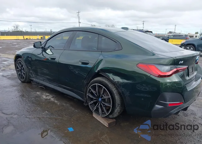 WBY43AW02RFS40407: 44089175