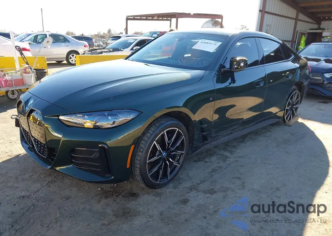 WBY43AW02RFS40407: 44089175