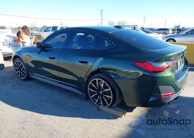 WBY43AW02RFS40407: 44089175