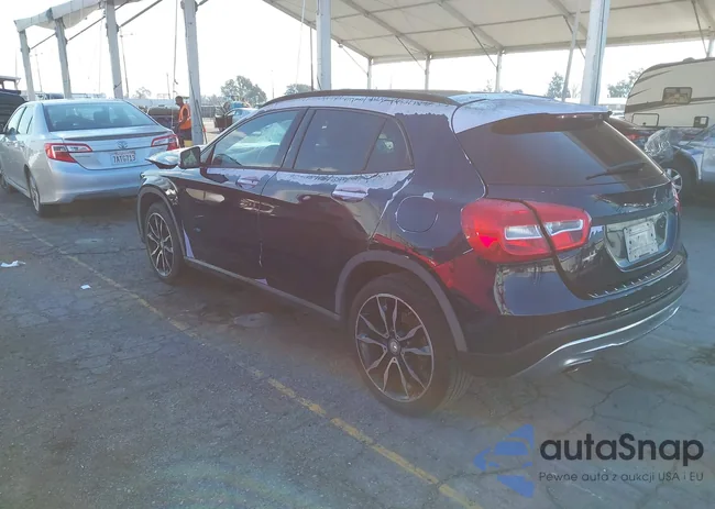 WDCTG4EB7HJ351305: 44089200