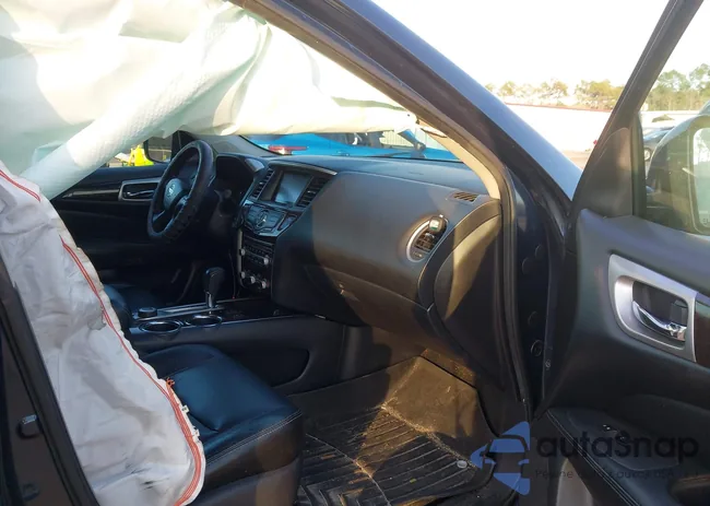 5N1AR2MM7EC610854: 44089205