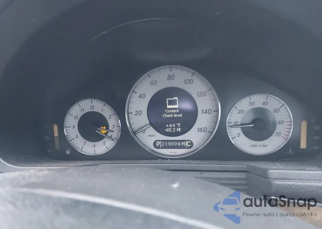 WDBUF70J04A448853: 44089233