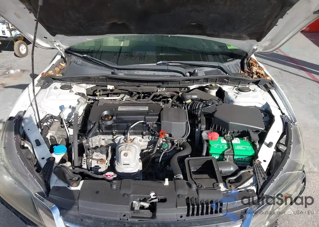 1HGCR2F34EA044487: 44089245