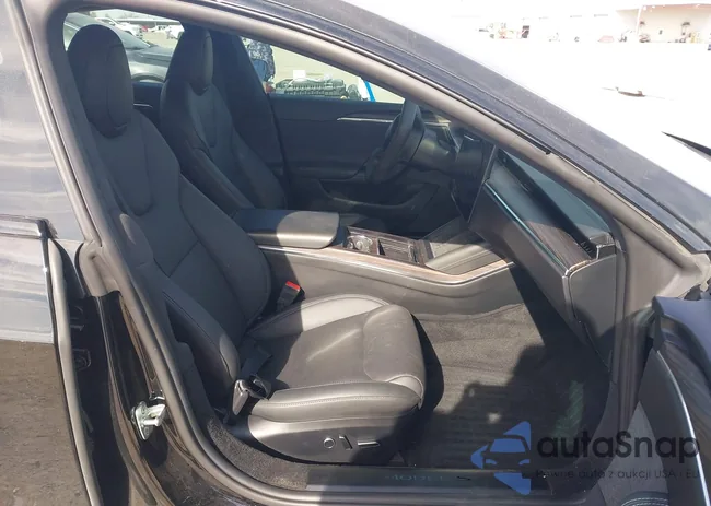 5YJSA1E58RF539772: 44089278