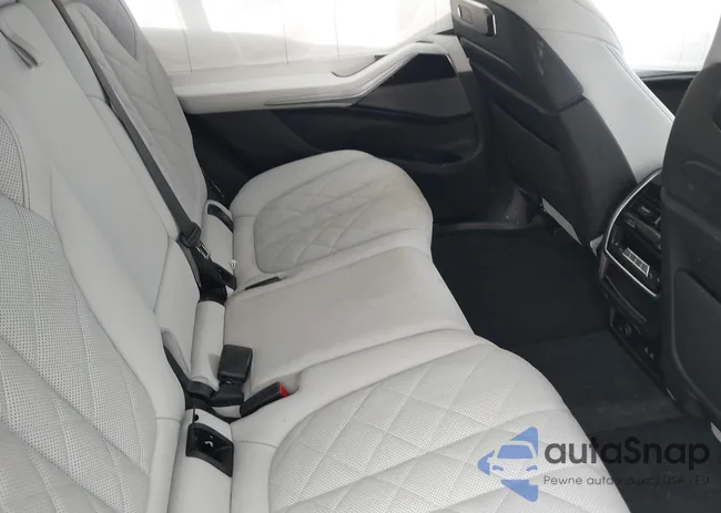 5UX23EM02S9W46547: 44089307