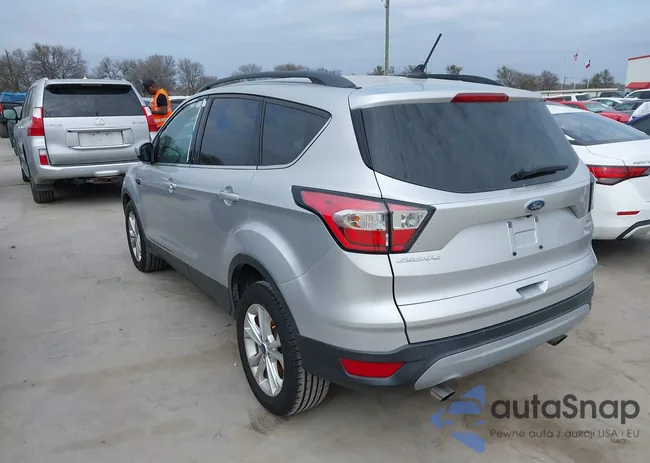 1FMCU0GD3JUA97131: 44089332