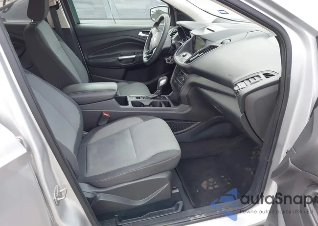 1FMCU0GD3JUA97131: 44089332