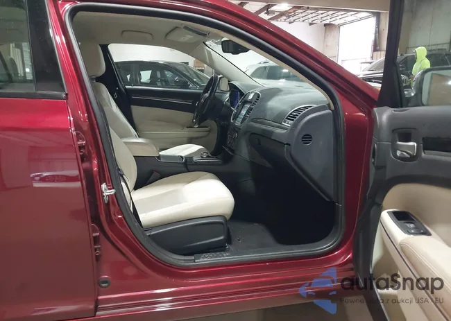 2C3CCAAG5JH190322: 44089367