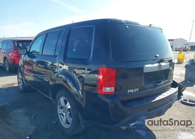 5FNYF3H57CB024837: 44089385