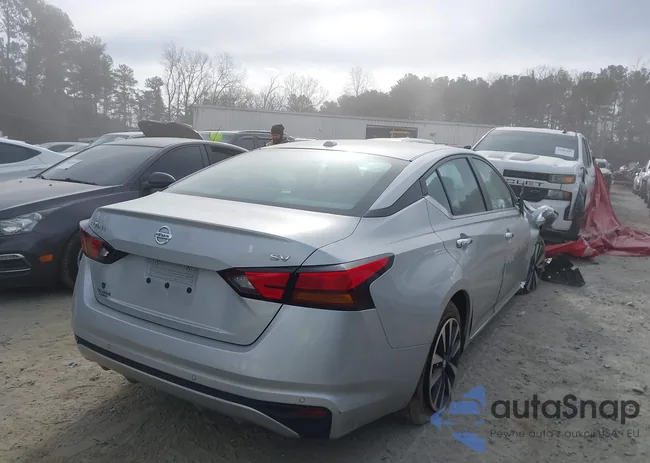 1N4BL4DVXNN320259: 44089408