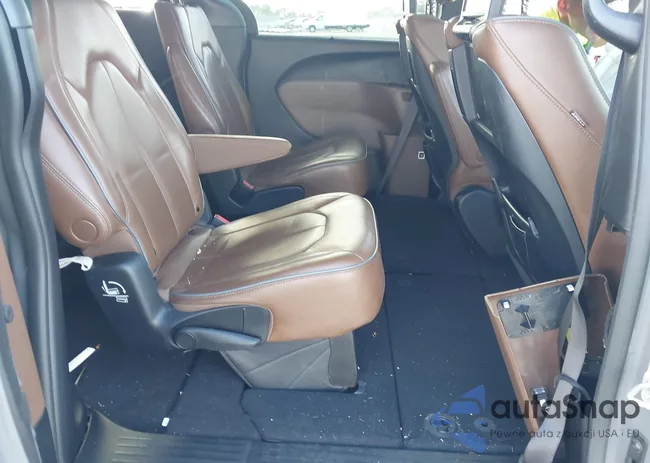 2C4RC3GG8MR595548: 44089413