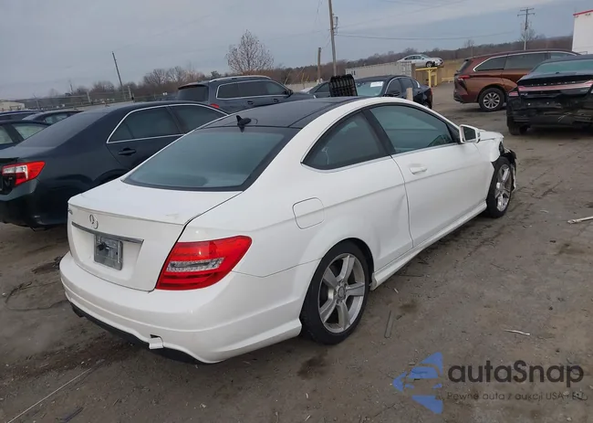 WDDGJ4HB2EG295406: 44089462