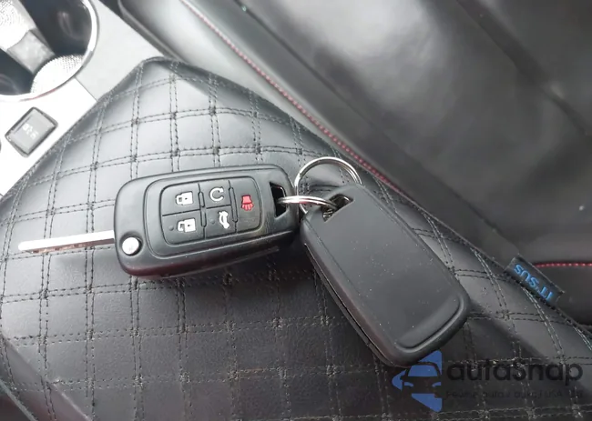 2GKFLWE38D6240163: 44089473