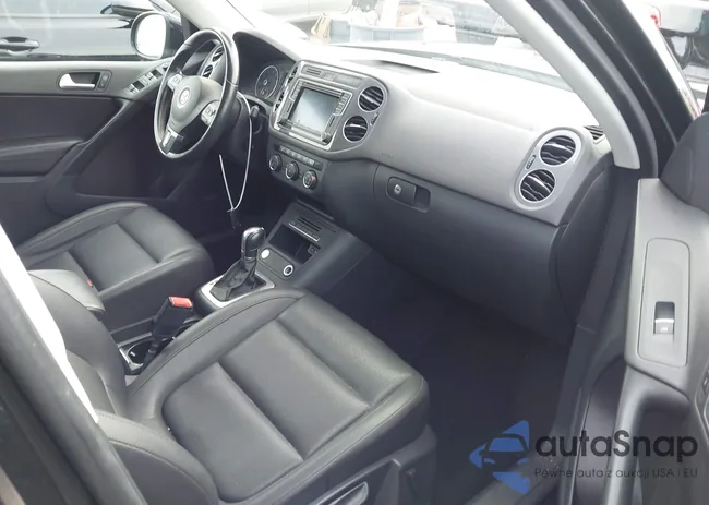 WVGAV7AX1GW577505: 44089475