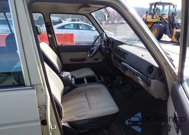 JT3FJ60G3H1140013: 44089530