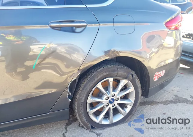 3FA6P0SU8HR350502: 44090601