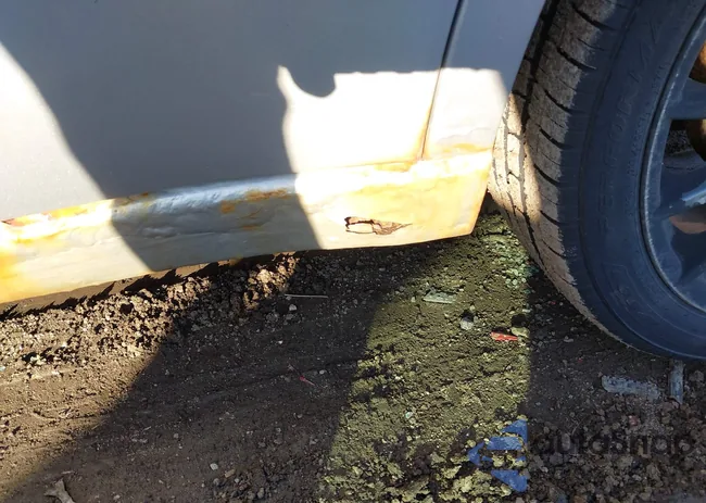 1FAHP3GN0BW114121: 44090757