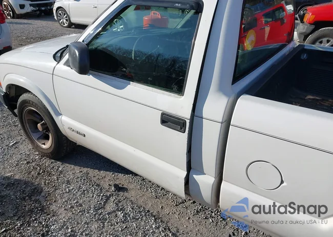 1GCCS14X8WK240530: 44090758