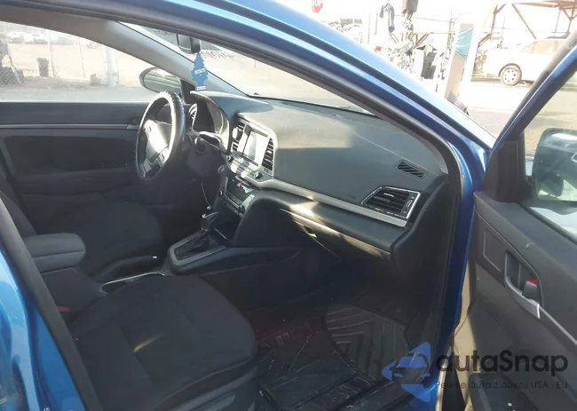 5NPD84LFXHH203235: 44090827