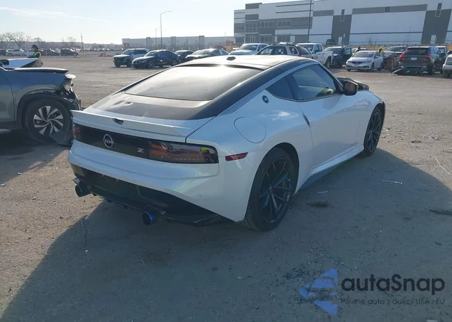 JN1BZ4BH6RM367373: 44090875