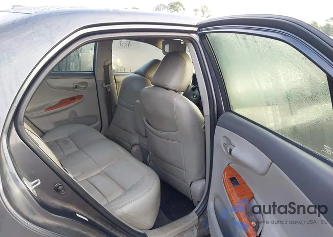 1NXBU4EE6AZ247828: 44090948